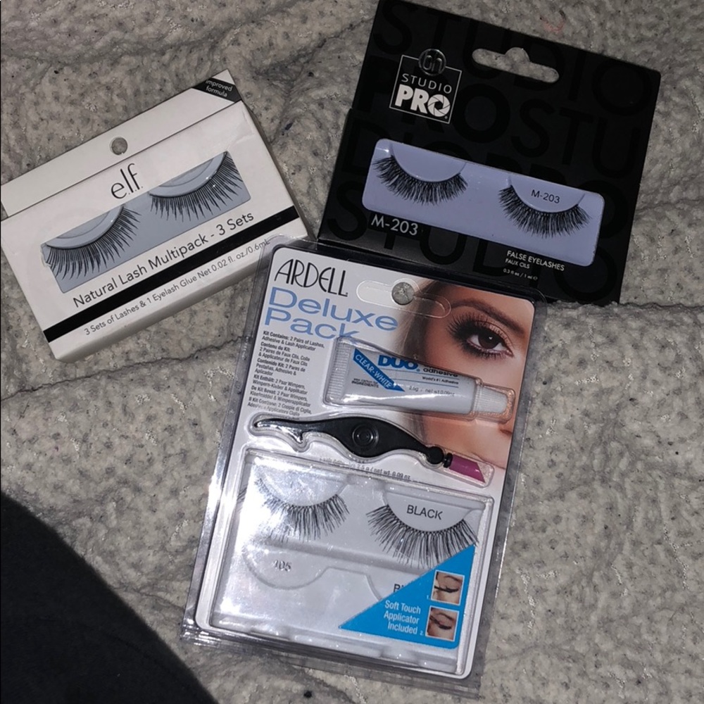 Eyelash bundle